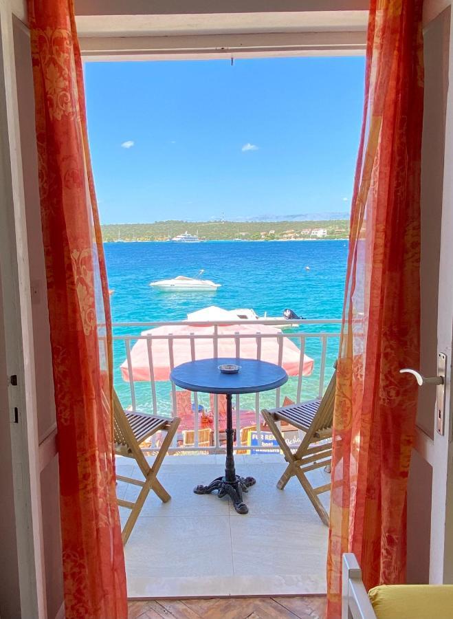 Guesthouse Gradina โลวิสเต ภายนอก รูปภาพ