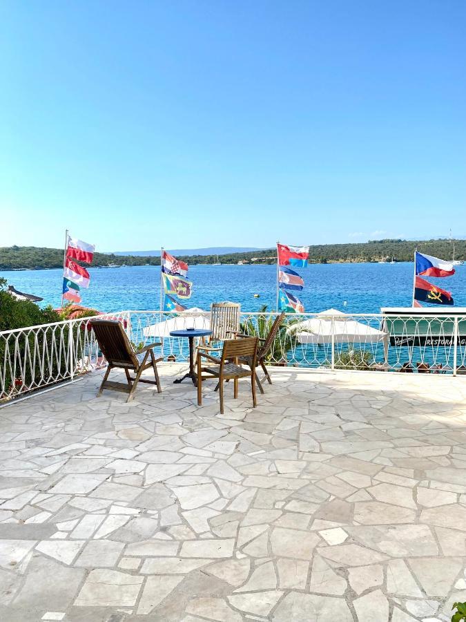 Guesthouse Gradina โลวิสเต ภายนอก รูปภาพ