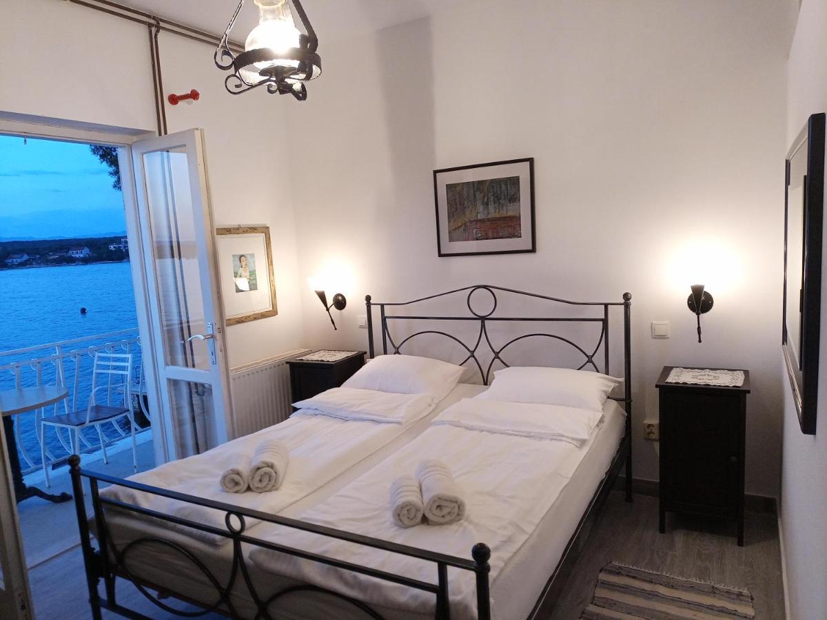 Guesthouse Gradina โลวิสเต ภายนอก รูปภาพ