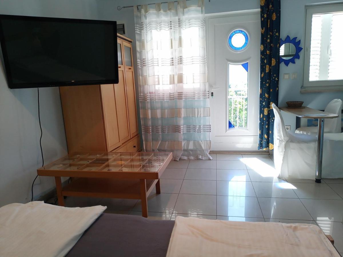 Guesthouse Gradina โลวิสเต ห้อง รูปภาพ