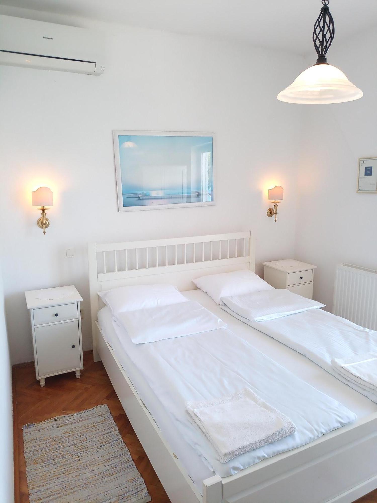 Guesthouse Gradina โลวิสเต ห้อง รูปภาพ